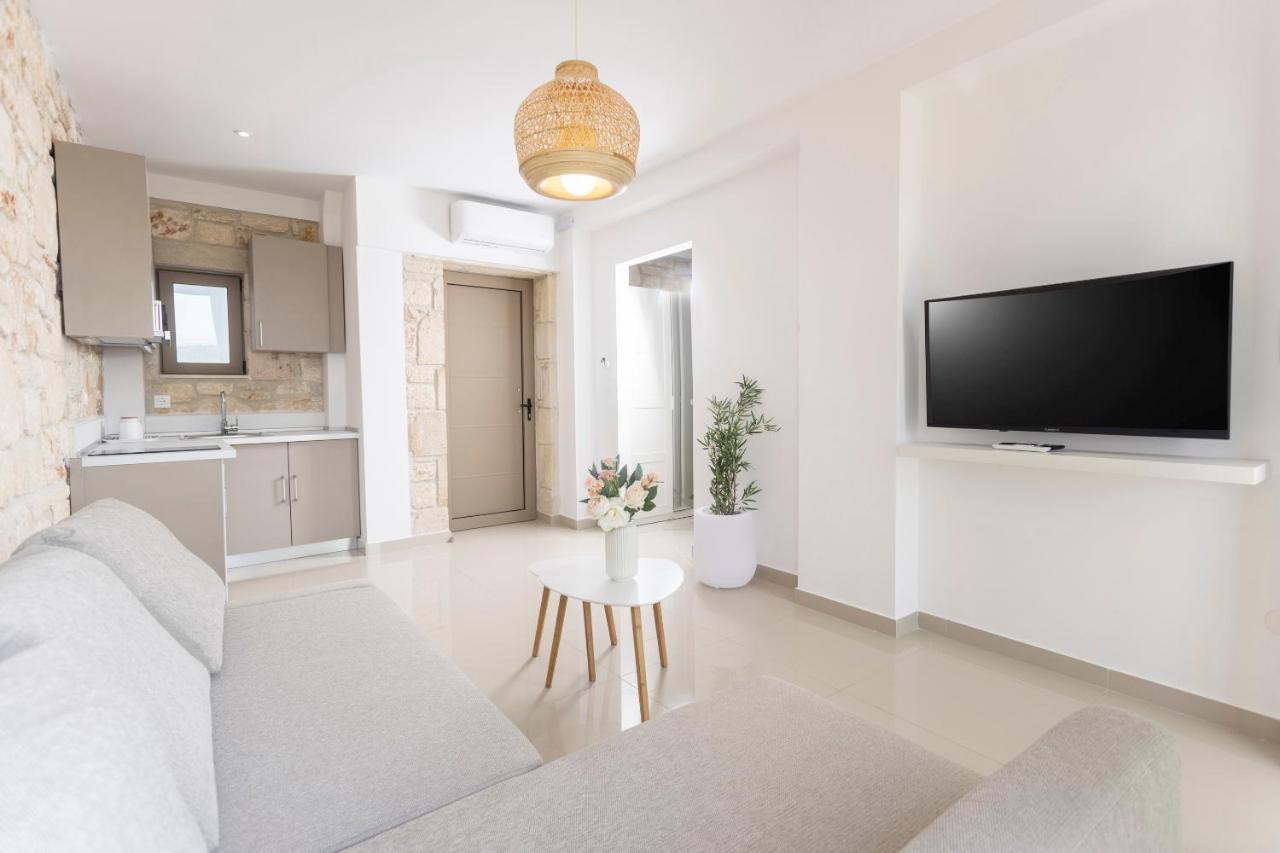 Anna Mare Luxury Apartments Afytos Luaran gambar